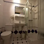 Hotel Moulin De La Strument
